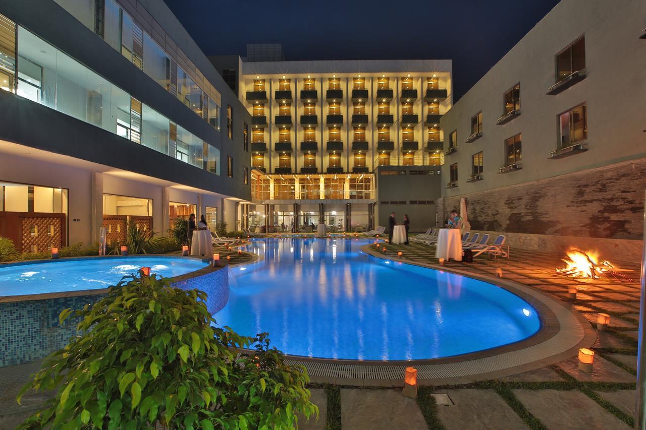 Rori Hotel Ауаса Екстериор снимка