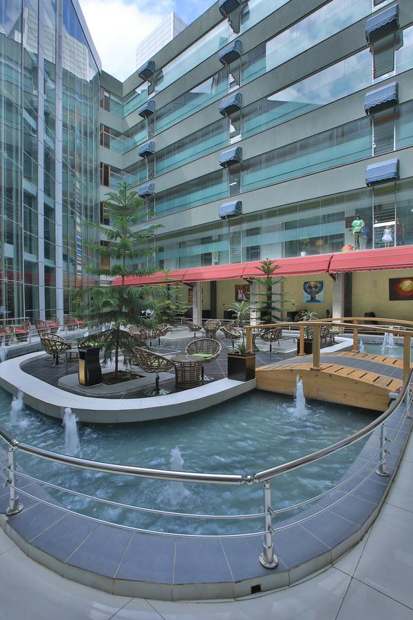 Rori Hotel Ауаса Екстериор снимка
